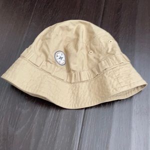 Baby GAP hat